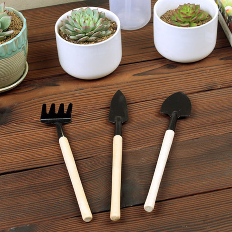 Wholesale gardening gadgets high quality three piece small shovel/Rake/spade plant potted flower
