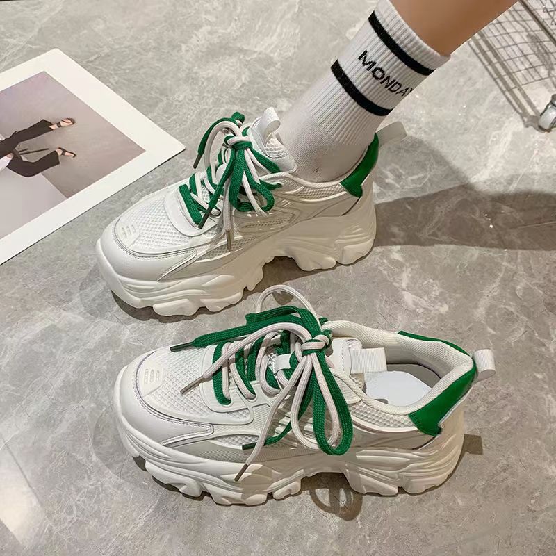 Clunky shoes for women 2023 autumn and winter New style muffin single-layer shoes fashionable thick sole hidden height increasing casual white shoes