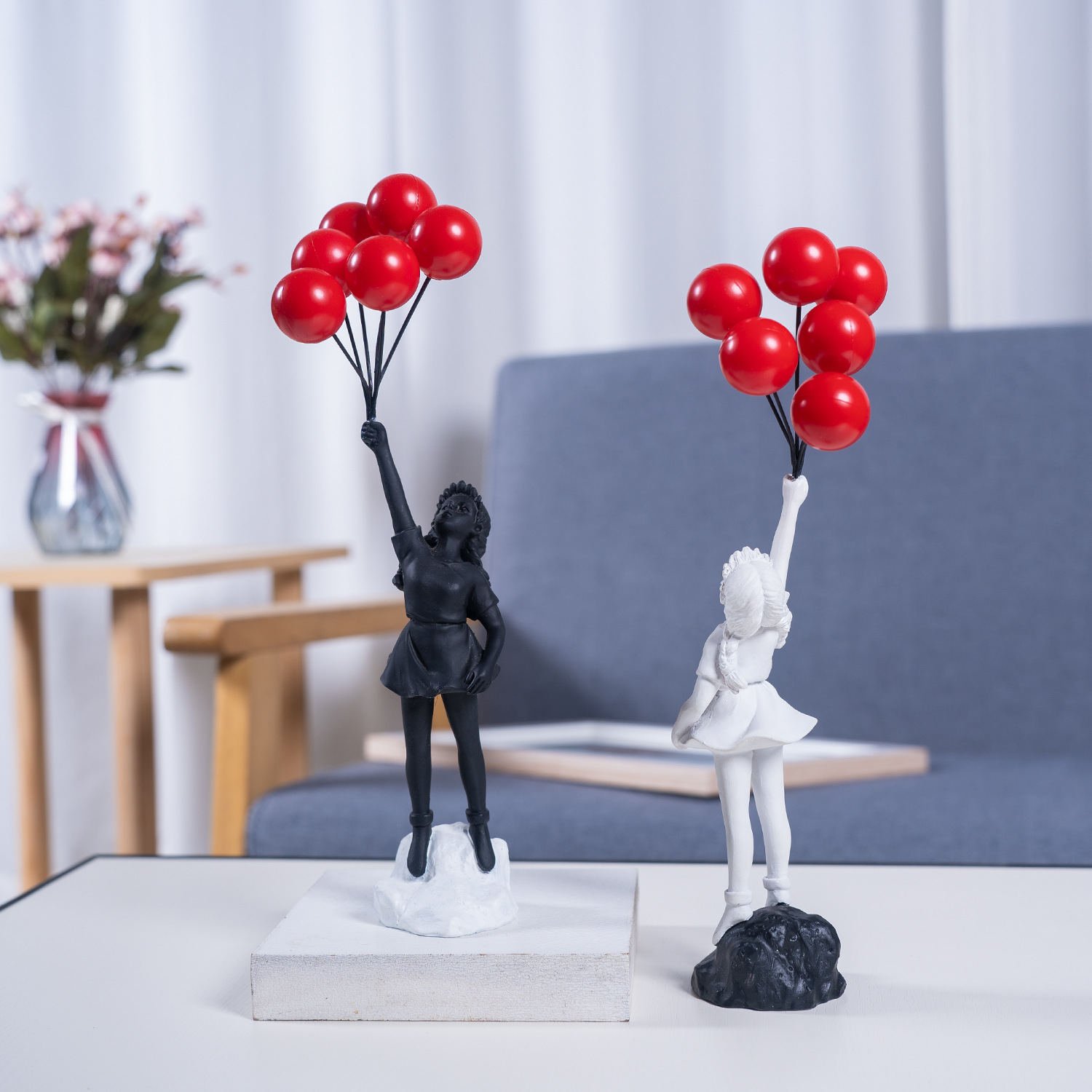 Cross-border Banksy Balloon Girl living room decoration room decoration home porch desktop creative resin gift