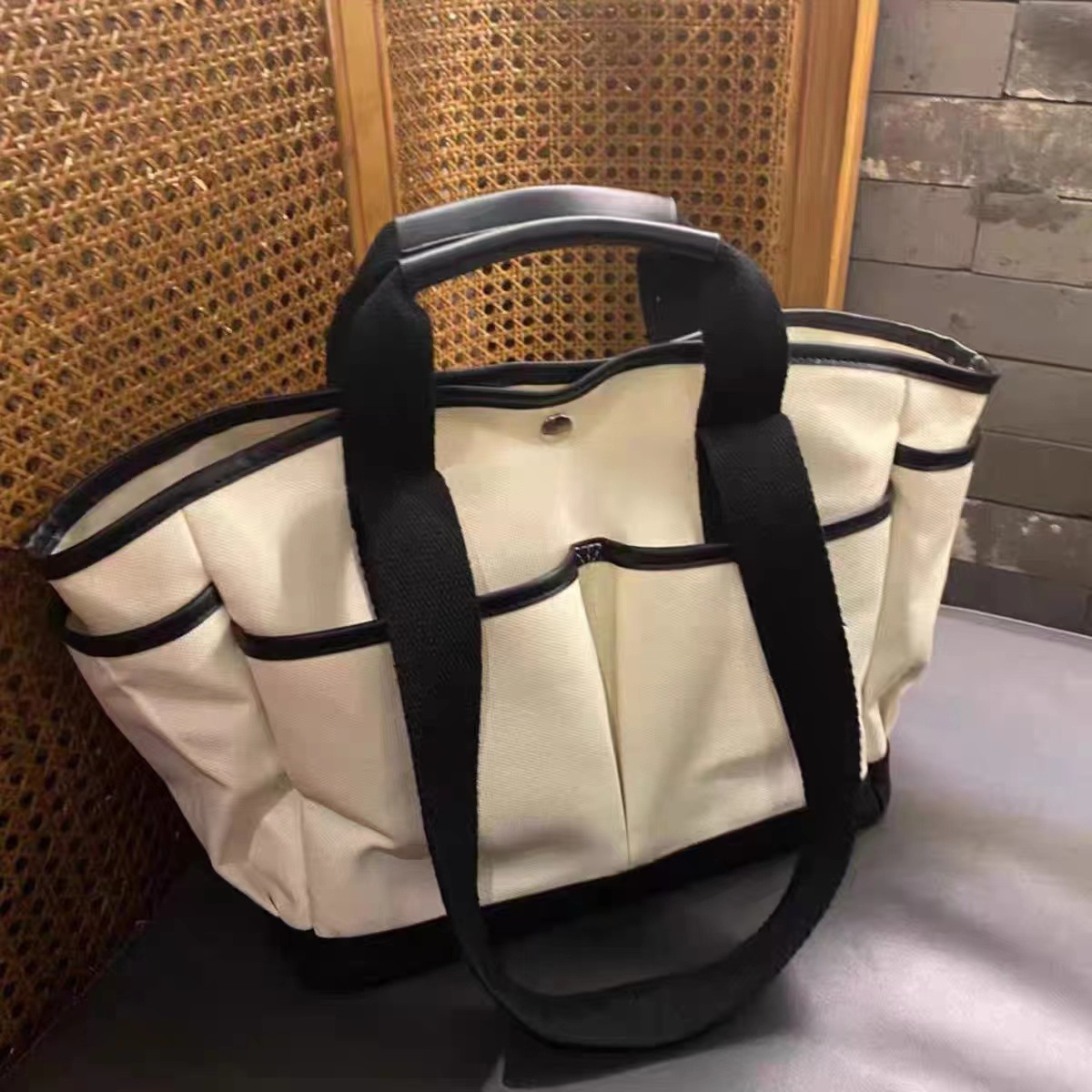 Korean-style Niche Patchwork Canvas Bag Large Capacity Multi-compartment Portable Mother and Baby Mummy Bag Practical Commuter Tote Bag_voghion.com