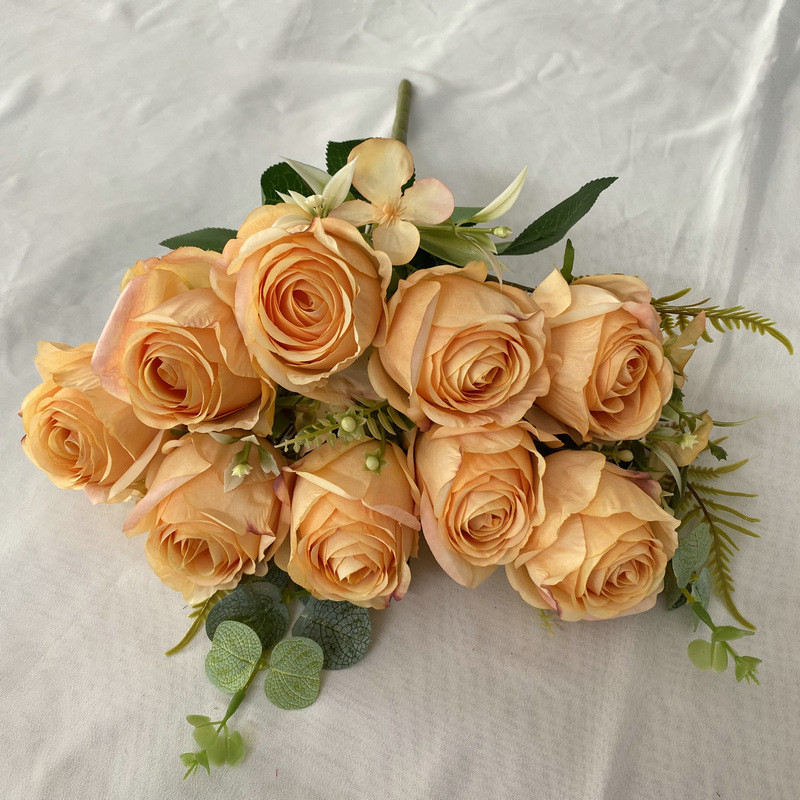 PALE ORANGE