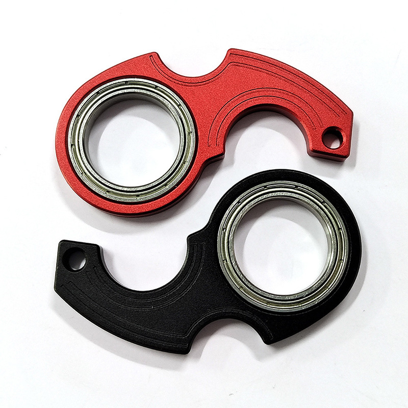 Rotating keychain curved knife karambit spinner decompression light trendy aluminum metal buckle Amazon hot sale