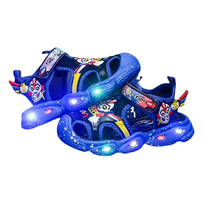 Boys Toe Sandals with Light 2023 Summer New Children's Sandals Kick-proof Junior Middle School Students Beach Shoes