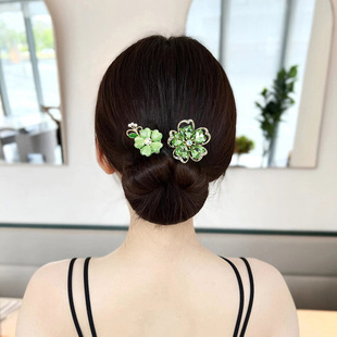 Platinum Siya fresh green clover hair curler lazy flower brace hair clip back head updo hair twist clip headdress