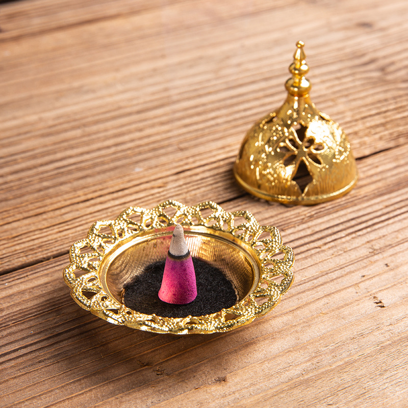 Cross-border Arabic Incense Burner Middle East Style Mini Portable Golden Tower Incense Burner Incense Tool Small Metal Incense Burner
