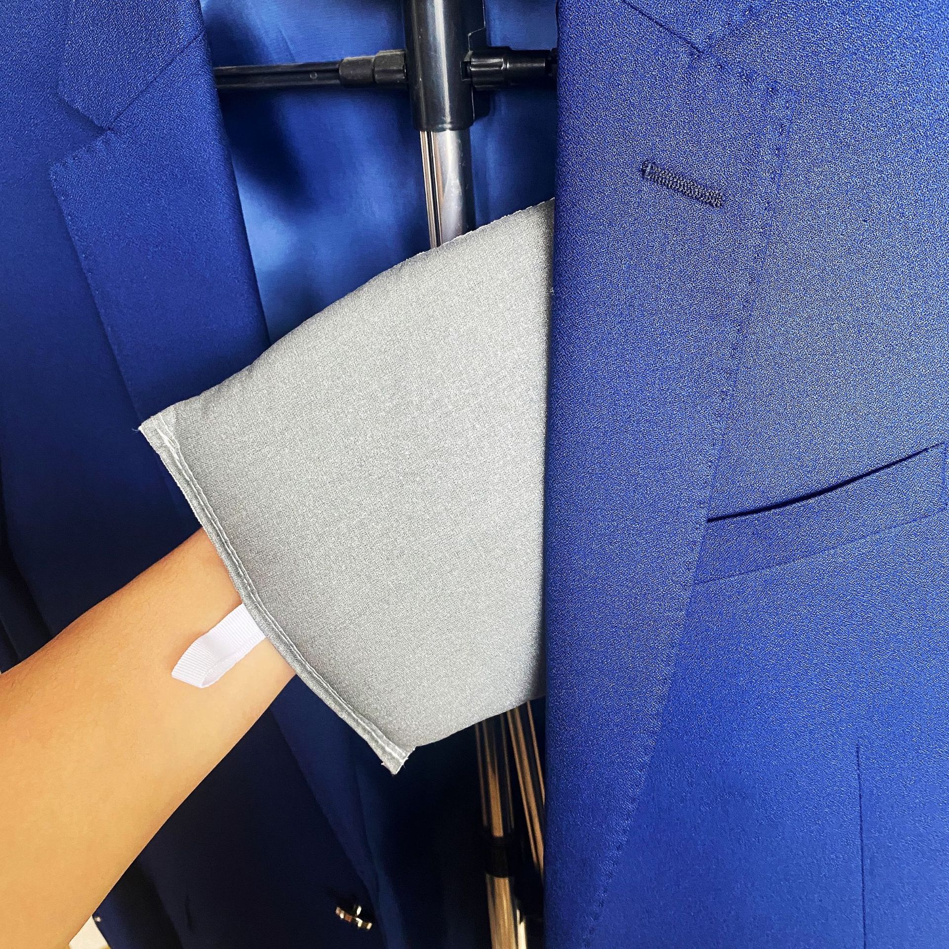 Export ironing gloves mini ironing board Japanese ironing board hanging ironing machine small ironing clothes ironing board folding home