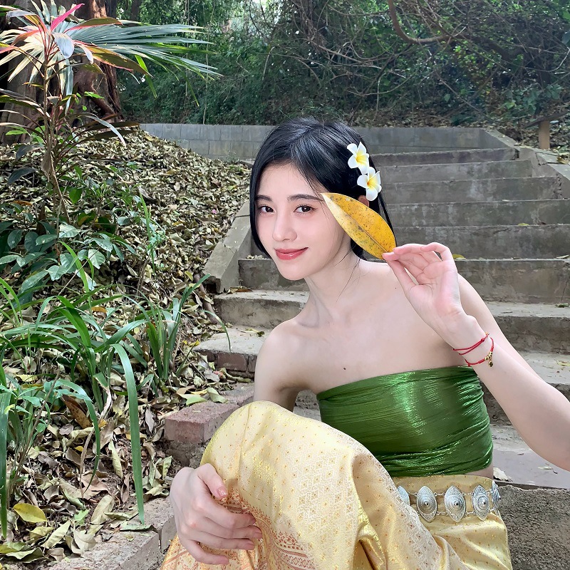 Beach seaside simulation headdress flower egg flower hairpin travel holiday scenic spot good bridal headdress hair accessories wholesale