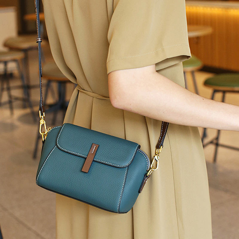 Genuine Leather women's bag shell small bag ladies 2023 new trendy high sense fashion all-match shoulder Messenger phone bag