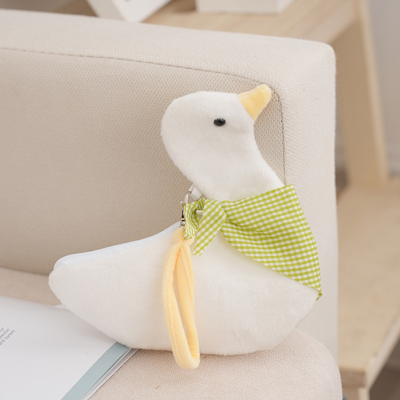 South Korea ins plush come on Duck coin purse creative cute cartoon girl coin storage bag earphone bag