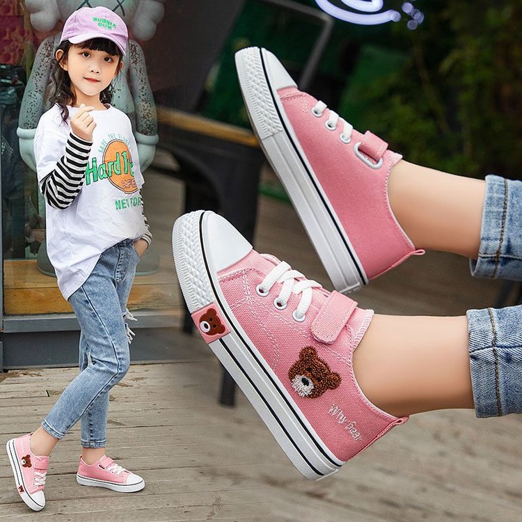 Children's shoes foreign trade 2023 children bear canvas shoes fashion students small white shoes boys and girls Velcro board shoes wholesale