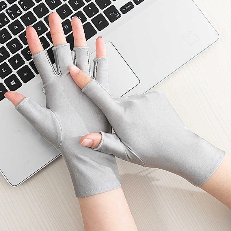 Female half finger light gray -1 pair