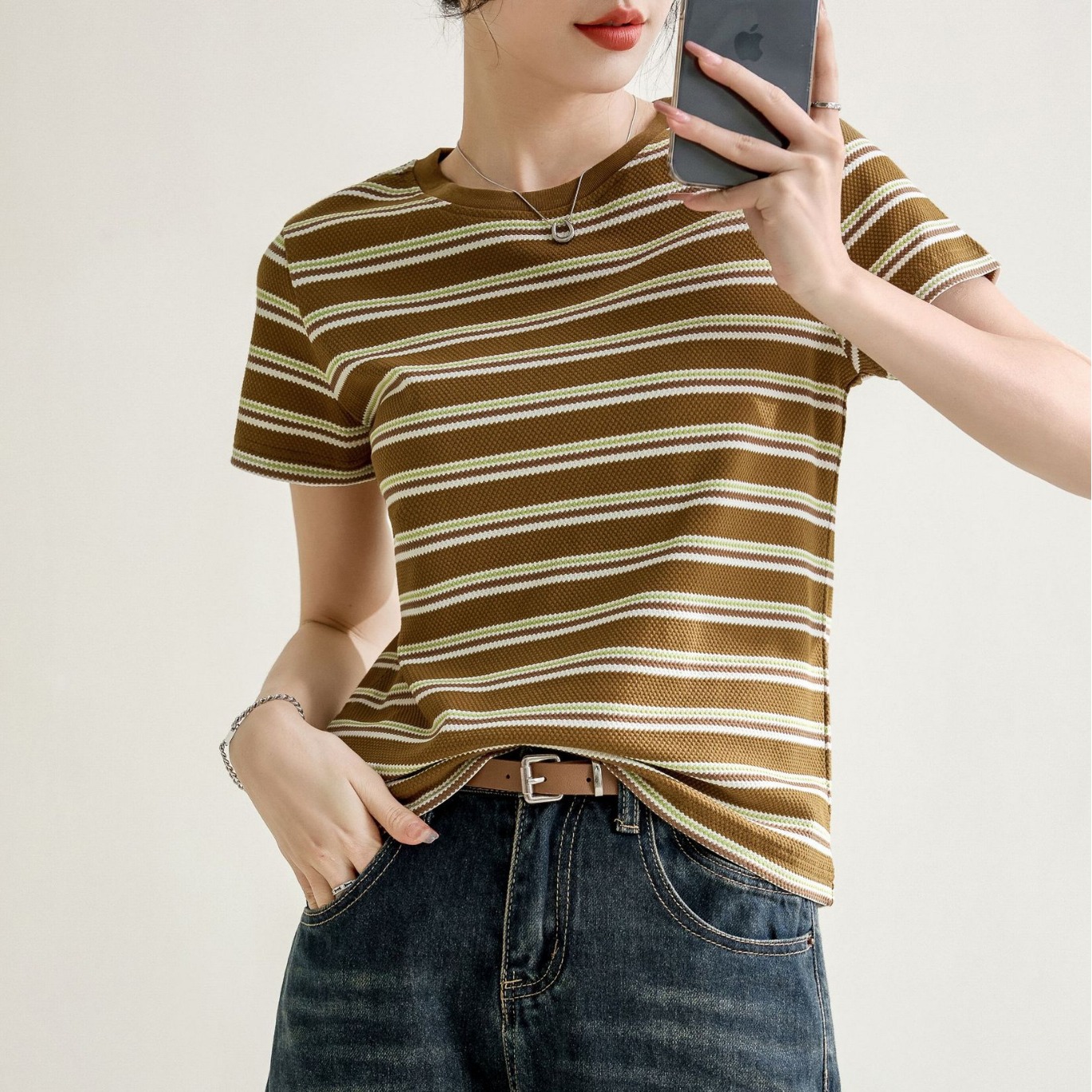 niche round neck texture short-sleeved T-shirt for women 2024 spring and summer new shoulder slim striped pullover top