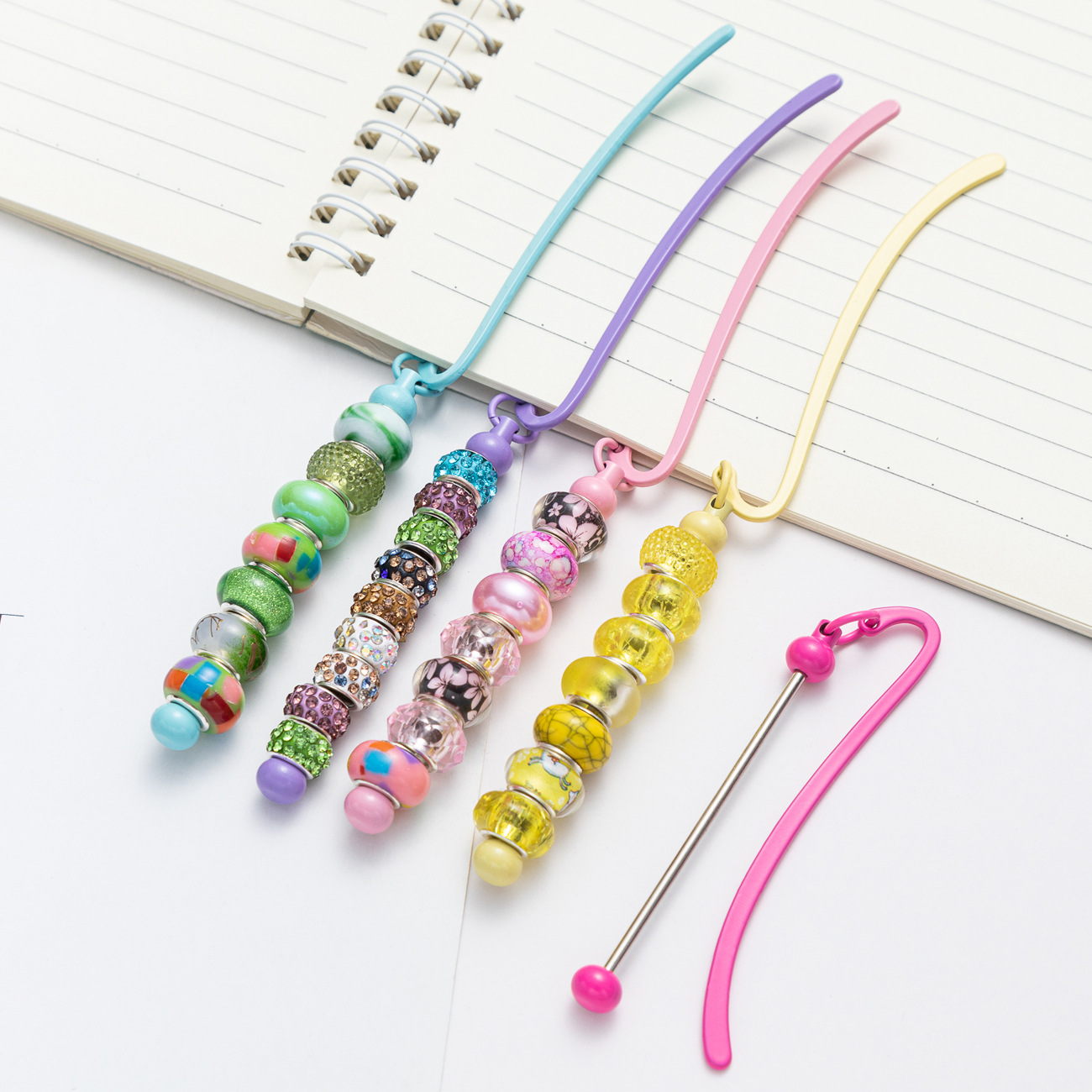 New diy metal bookmark children student cute book holder pendant creative metal beaded bookmark in stock wholesale