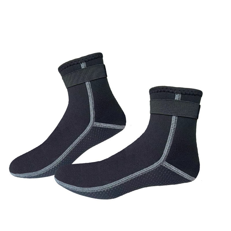 Factory direct supply summer beach diving socks non-slip socks warm and comfortable socks