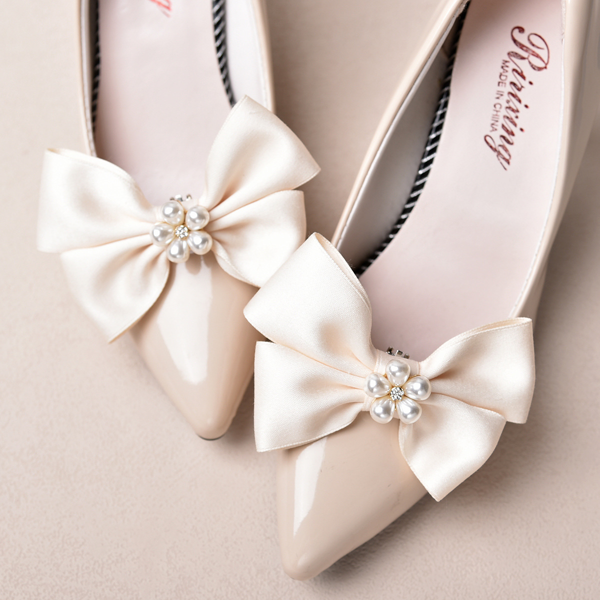 Bridal Wedding Accessories White Bow Alloy Decorative Shoe Buckle Wedding Shoes Decoration 2 One Set of European and American Cross Border