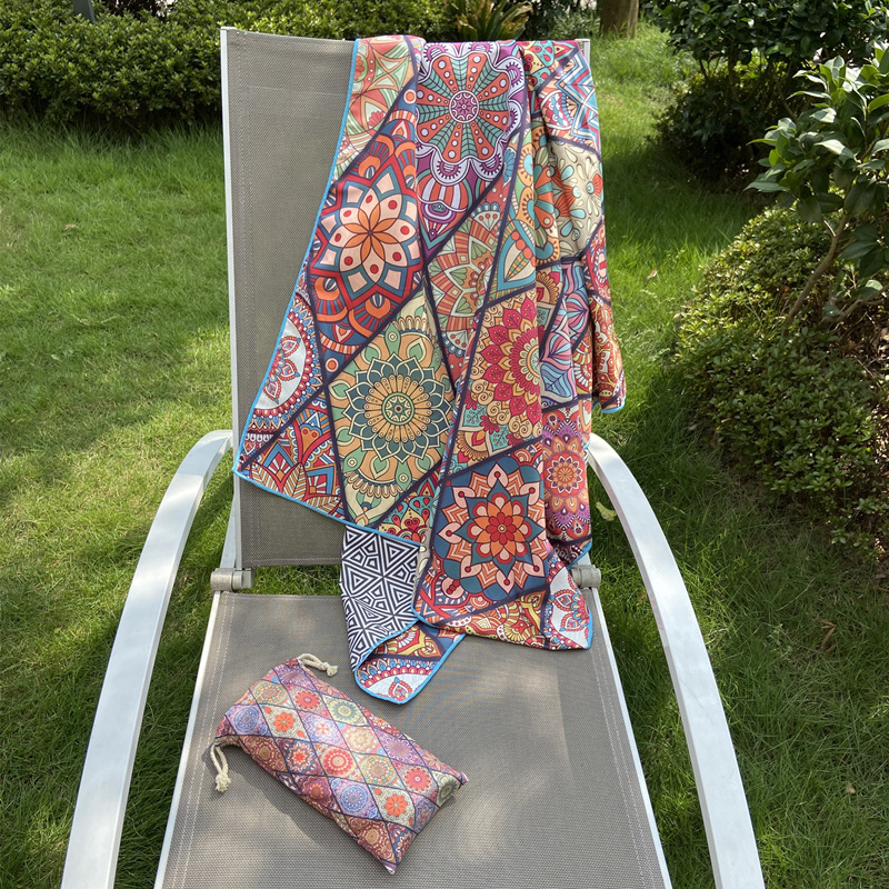 2024 cross-border hot-selling European and American beach towel quick-drying thickened double-sided printing matching cloth bag packaging swimming bath towel