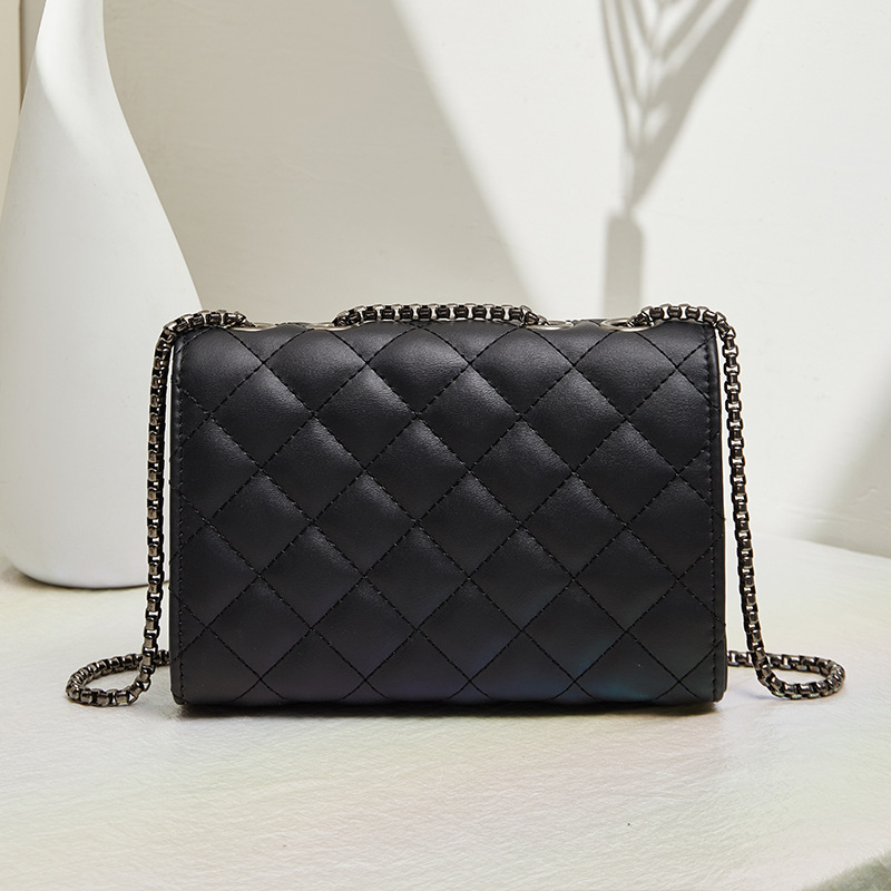 bag foreign trade wholesale bag 2023 fashion texture bag Diamond Plaid messenger bag classic best-selling all-match chain bag