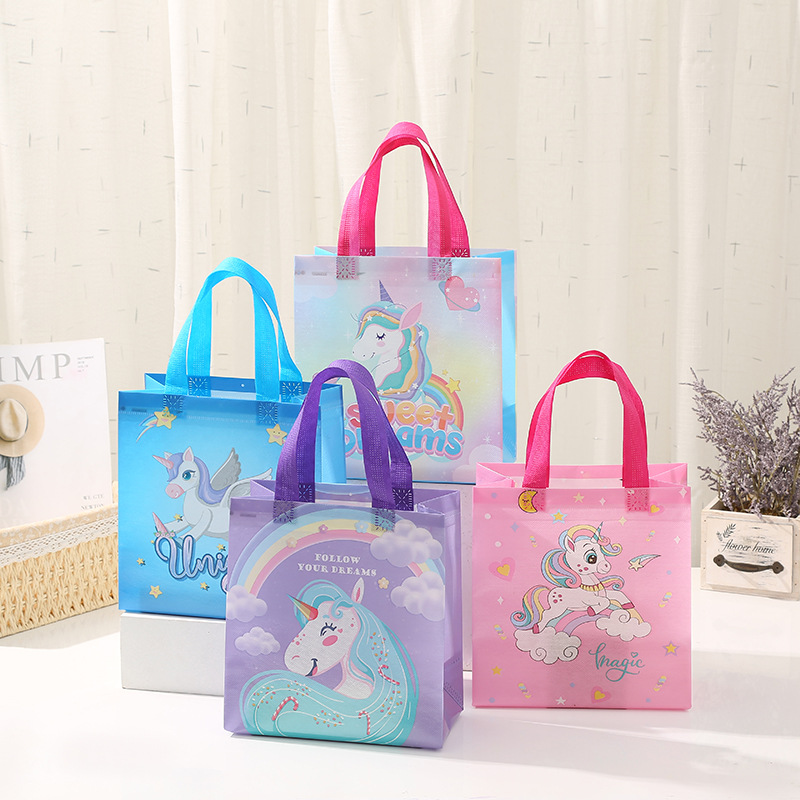 Non-woven pony shopping bag waterproof takeaway packaging bag birthday gift bag folding storage bag wholesale