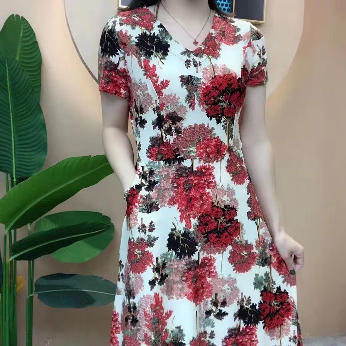New Dress Women's Short-sleeved Ice Silk Breathable Summer New Belly Covering Slimming Elastic Elegant Mother Dress