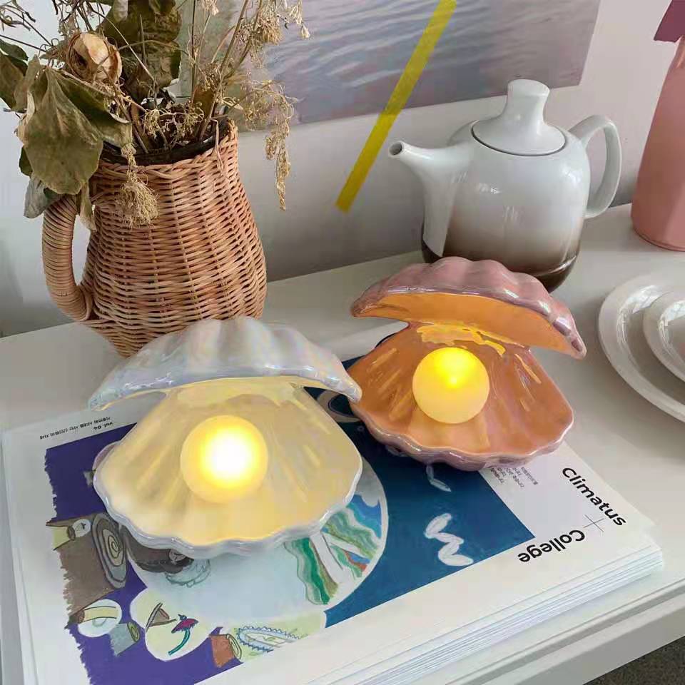 Nordic Internet Red Creative Shell Nightlight Bedroom Bedside Pearl Lamp Girl Heart Dream Ceramic Lamp Desktop Ornaments