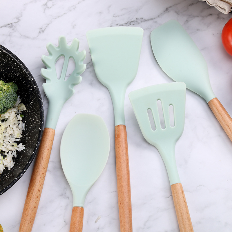 Color Wooden Handle Silicone Kitchenware 11 Piece Set Non-stick Cooking Spoon Shovel Storage Barrel Kitchen Utensils 12 Piece Set