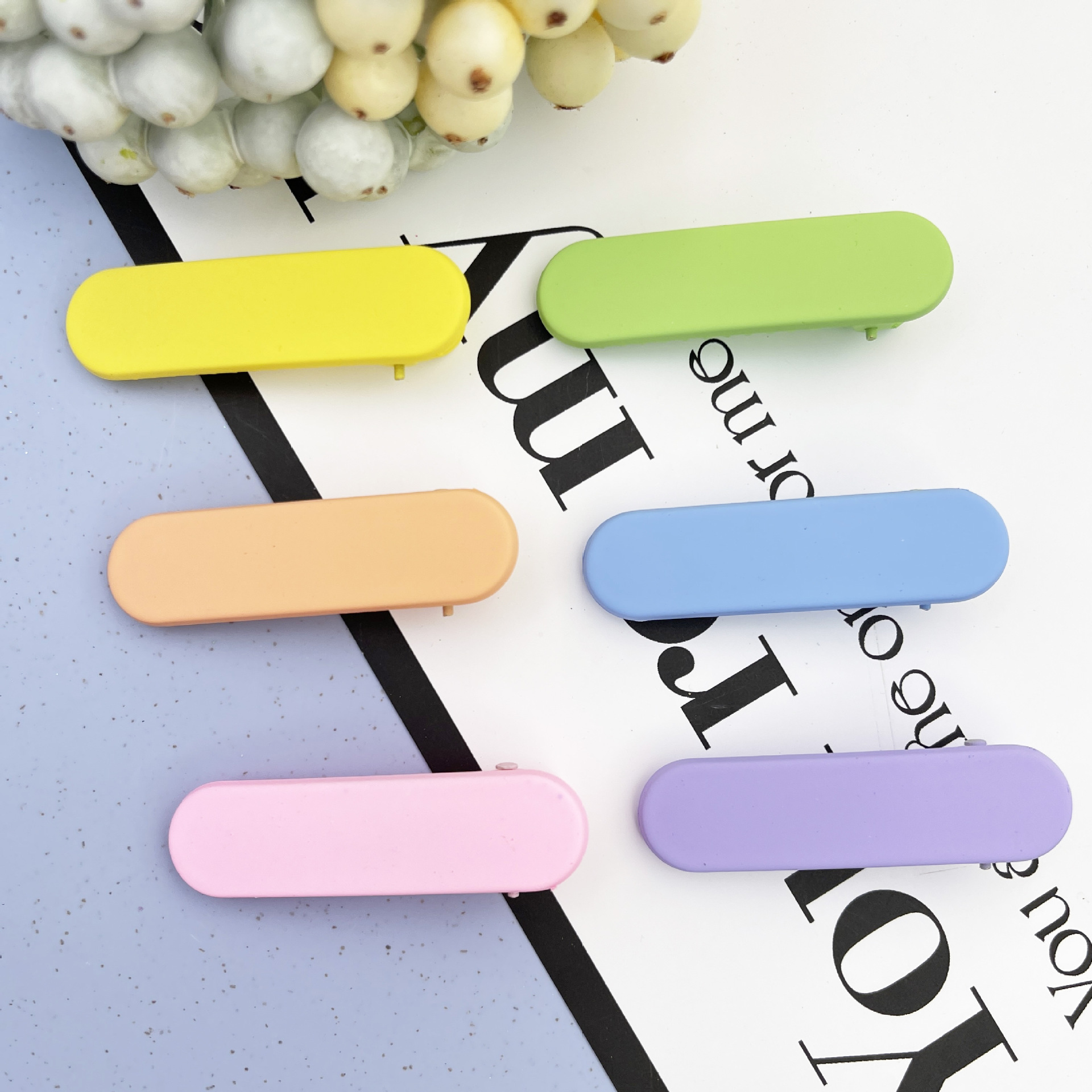 Vernice Macaron Gloss 2024 8 caratteri Fermaglio a becco d'anatra Colore frutta Fermaglio per capelli senza cuciture Accessori per capelli carini Fermaglio laterale Frangia Accessori_voghion.com