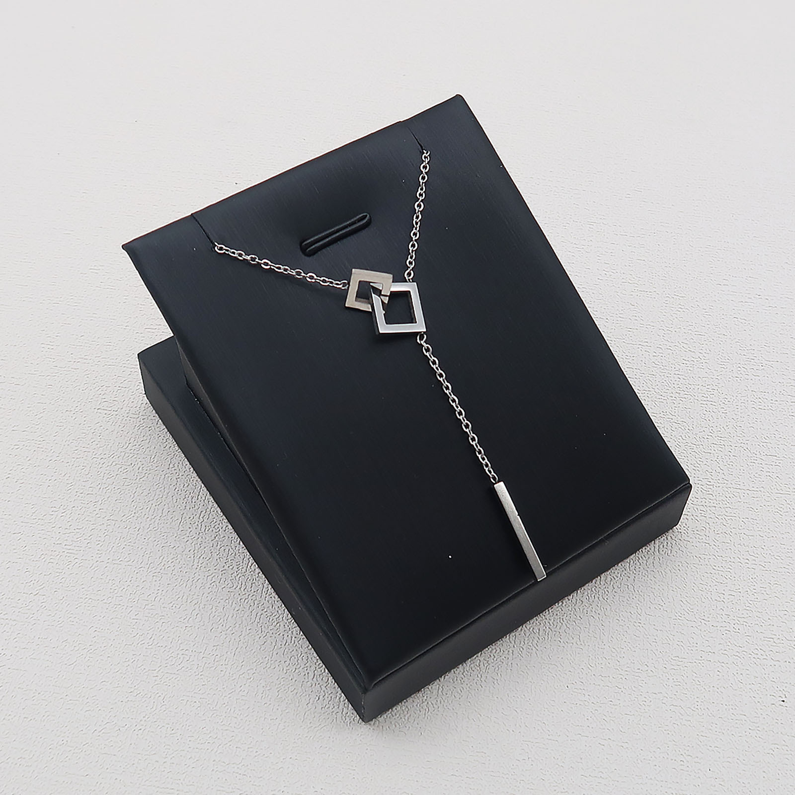 Simple Square Non-fading Titanium Steel Necklace Personalized All-match Fashion High-end Sweater Chain 2023 New Accessories