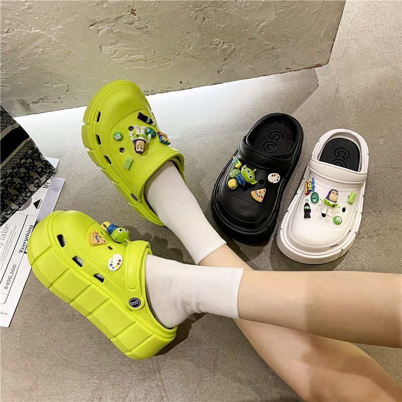 Women's hole shoes summer outdoor wear new closed toe cartoon popular heightened thick bottom non-slip Bass Light year diy sandals for women