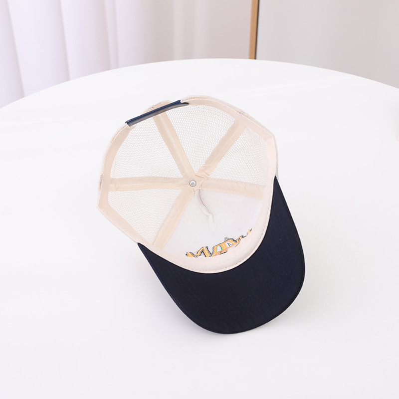 Summer children's hat excavator net cap cap European and American cartoon boy truck cap outdoor sunshade baseball cap