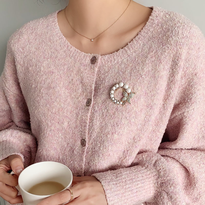 Korean Dongdaemun Diamond-encrusted Pearl Butterfly Brooch Artist Style Style Internet Celebrity Fashion Personality Fixed Clothes Accessories