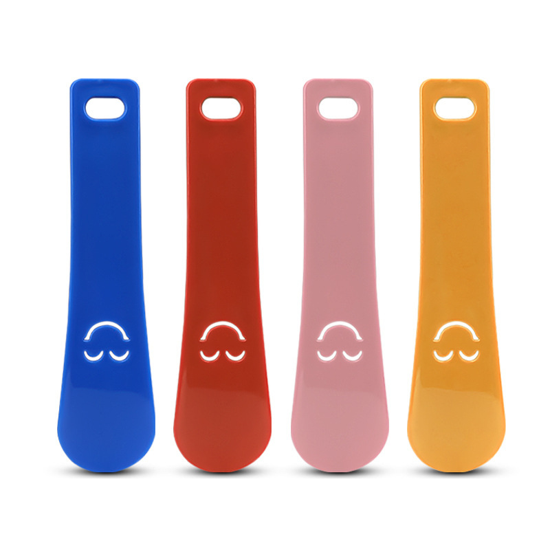 Cartoon smiley face small shoehorn hanging storage lazy gospel home squat-free shoe lifting tool
