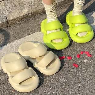 Plus thick bottom fat slippers women's summer thickened soft bottom indoor and outdoor wear couple beach sandals