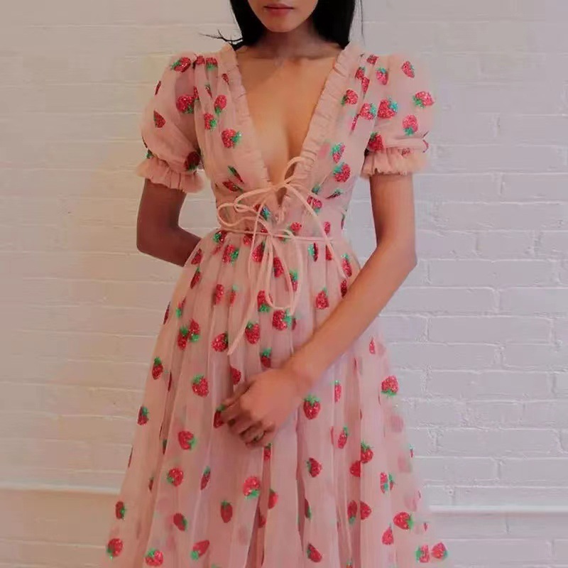 Foreign Trade Large Size Women's Cross-border Puff Sleeve Strawberry Embroidered Mesh Dress European and American Style Flounce Large Skirt