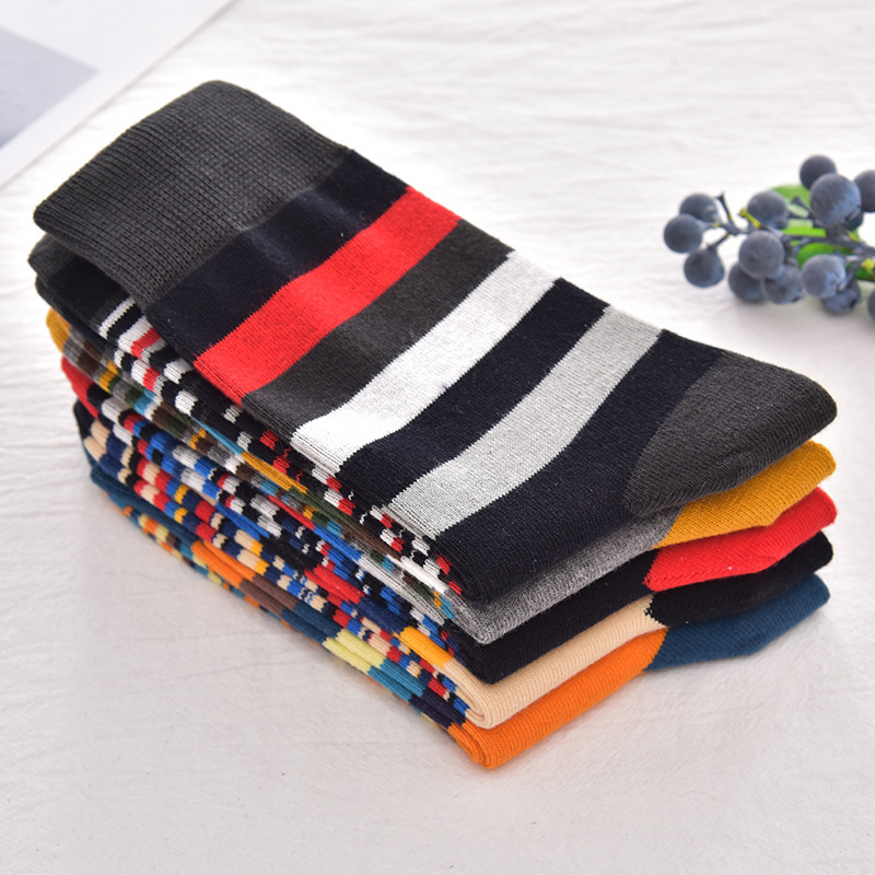 Spring, autumn and winter classic colorful thick and thin striped men's socks mid-calf men's cotton socks geometric fashion men's cross-border socks factory