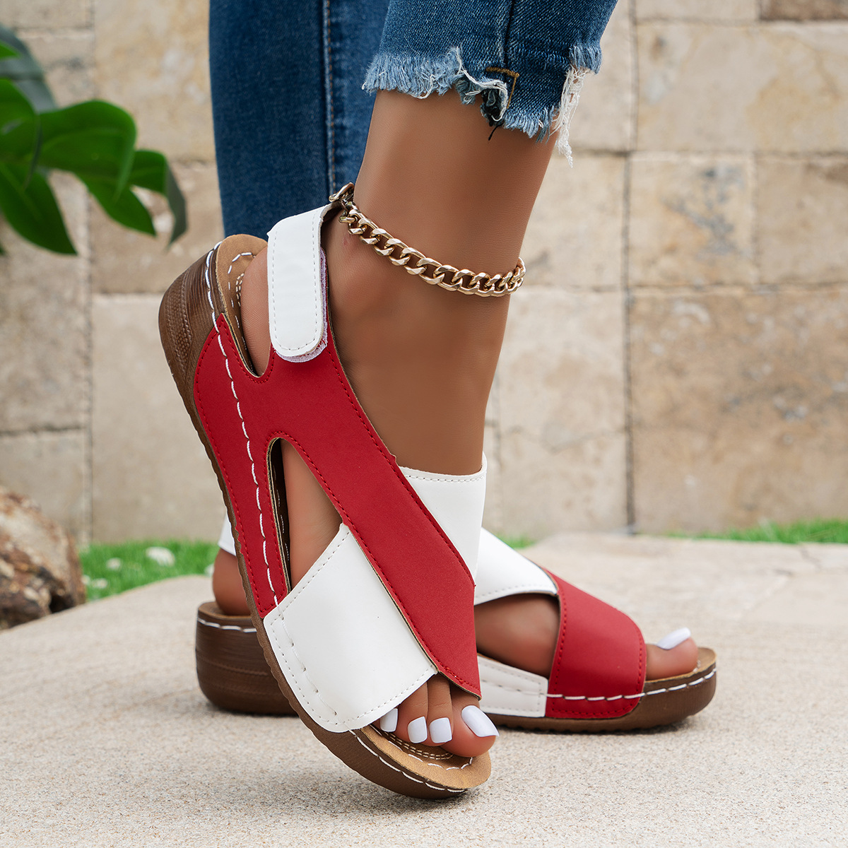 European and American Roman Sandals Women's 2024 Summer New Style Platform Thick Bottom Skirt Casual Open Toe All-match Beach Cool