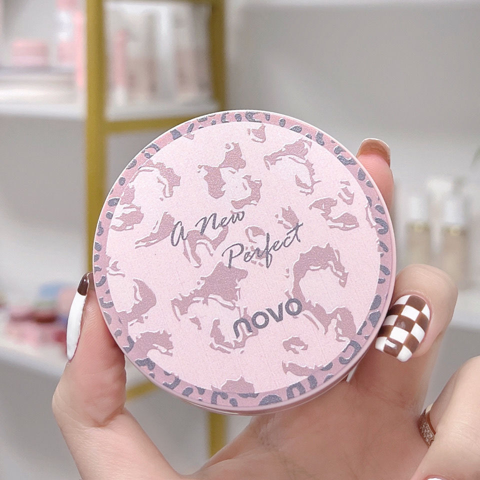 NOVO Hydra Brightening Gel Air Cushion Cream Concealer Moisturizing Oil Control Waterproof Sweat Proof No Makeup Student Party Foundation