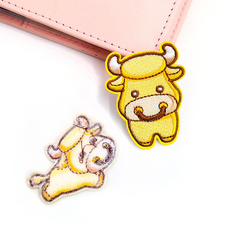 Hui Chenming Spot Cartoon Guitar Rabbit Cloth Sticker Combination Animal Embroidery Patch Garment Accessories Embroidered Patch