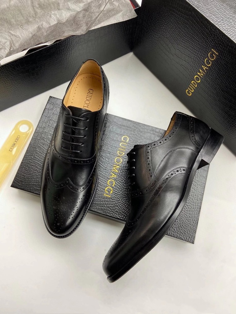 Trade order HK men's British carved brogue business leather shoes top layer cowhide high-end plus size formal wear men's shoes