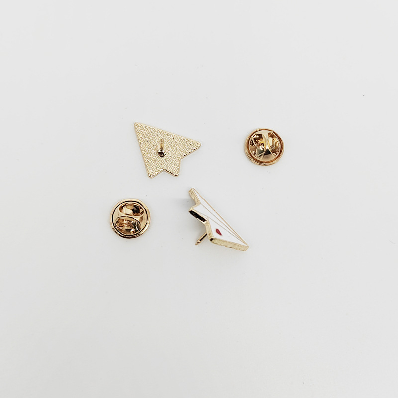 Small Airplane Brooch ins Trendy Men's and Women's Cute Japanese Style Simple Student Personality Badge Pin Clothing Bag Accessories