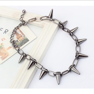 European and American alloy jewelry vintage necklace exaggerated personality punk rivet necklace bullet necklace clavicle chain women