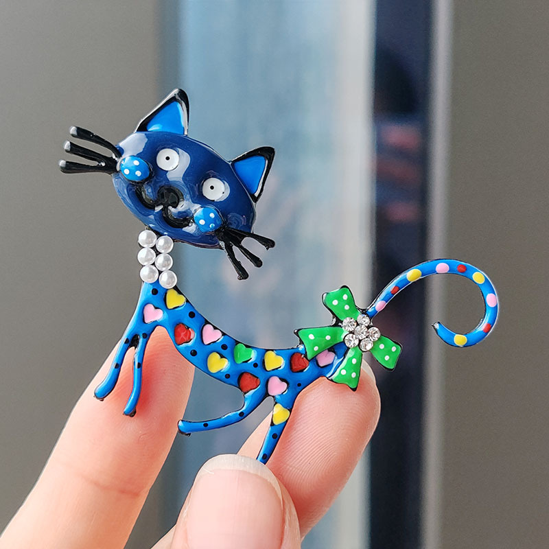Europe and the United States cross-border oil dripping cat brooch color enamel corsage atmosphere ladies overcoat buckle suit pin clothing accessories
