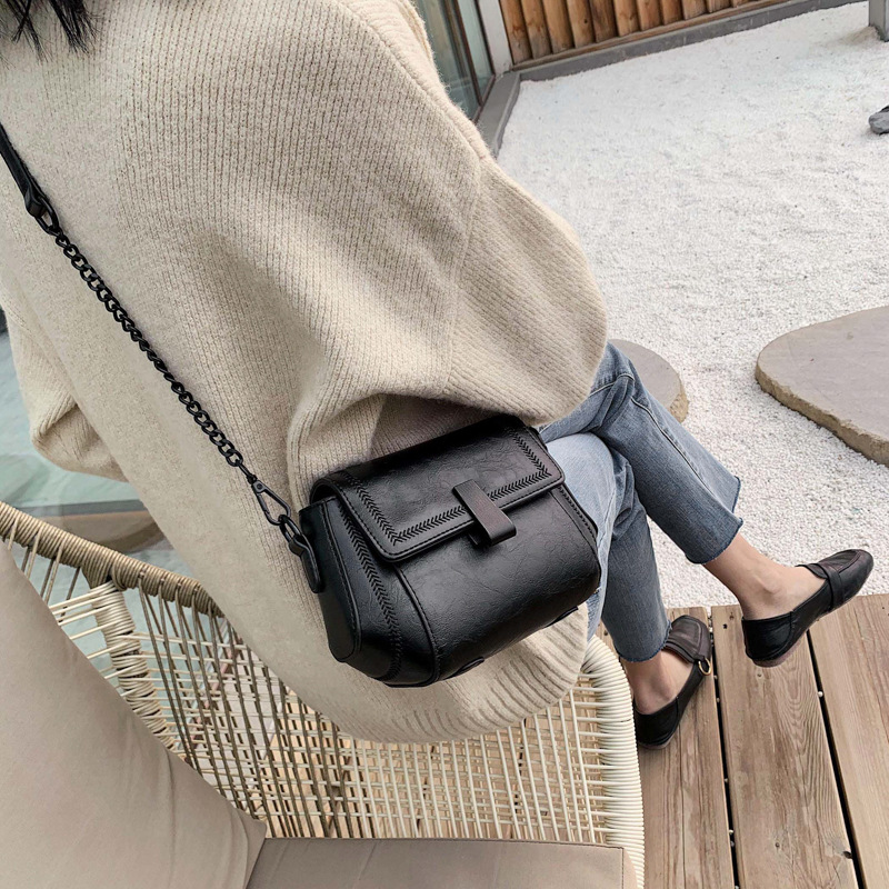 Bag women's bag 2023 new fashion trend Joker Korean style shoulder messenger bag small square bag wholesale