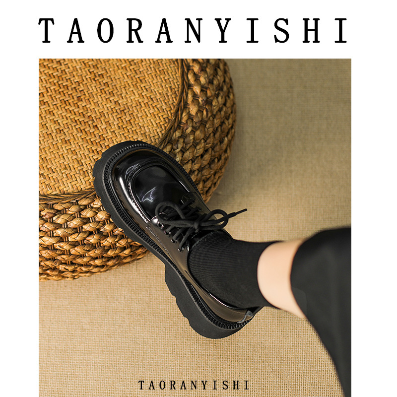 Thick-soled small leather shoes women's 2023 spring new leather uniform shoes academic style lace-up loafers small size 33 34