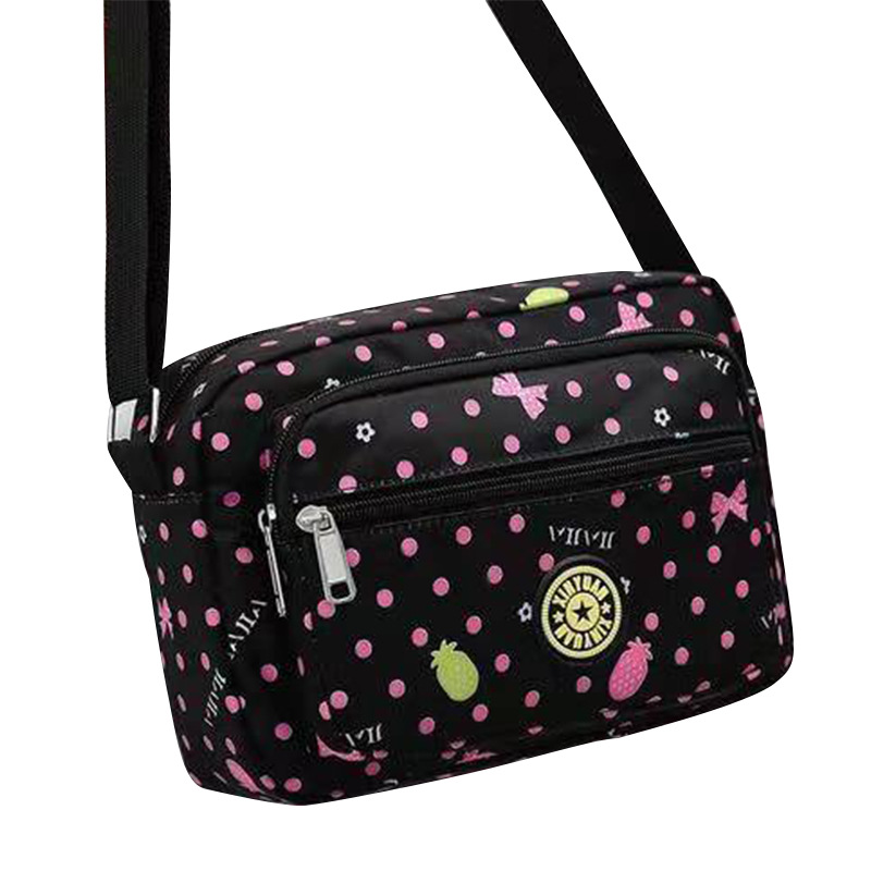 2024 nylon cloth middle-aged and elderly mother flower cloth bag shoulder slung large capacity mobile phone bag factory supply postage