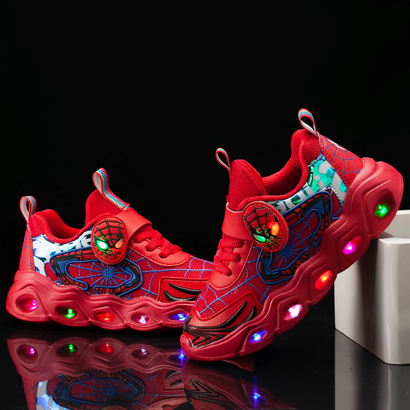 Boys sports shoes 2021 autumn and winter new mesh breathable Spiderman LED flashing light luminous shoes children's shoes