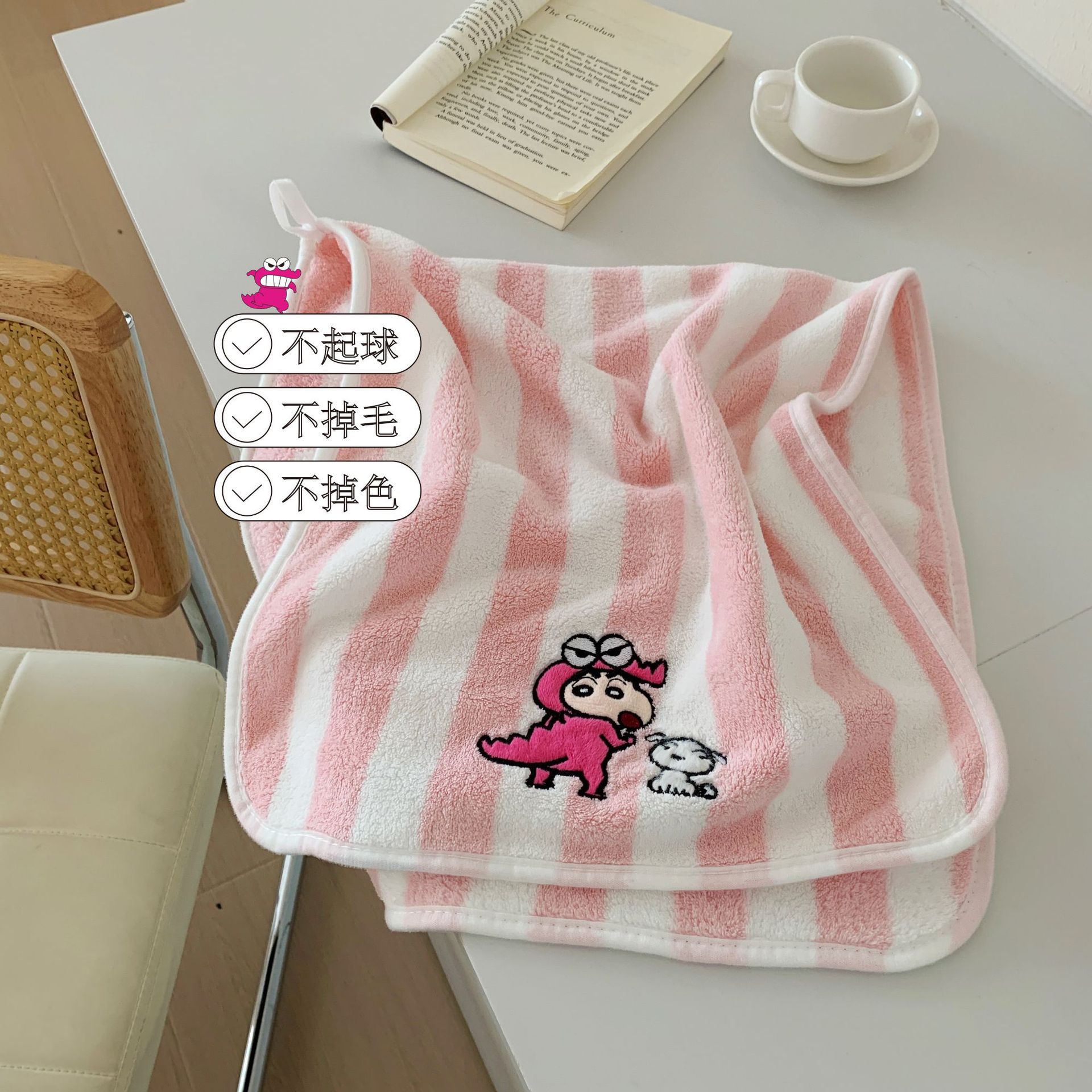 Market-painted crayon small new towel new genuine authorized coral fleece absorbent quick-drying face towel women's children's face towel