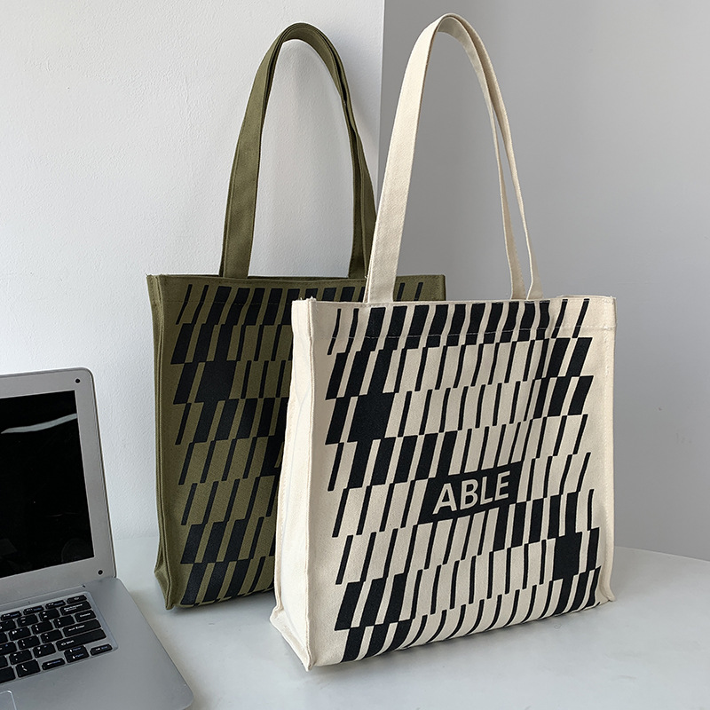 Large Capacity Canvas Bag ins Harajuku Bag with Zipper Shoulder Bag Female Student Mori Japanese Style Wholesale Factory