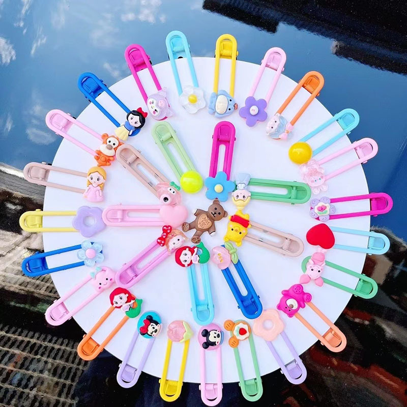 TikTok Live Explosions Cute Resin Cartoon Hairpin Separate Packaging Sanrio Side Clip Mixed Hairpin Headwear Batch
