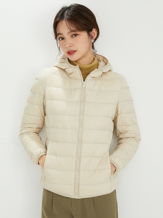 Light down jacket women hooded short 2024 winter new slim 90 white duck plus size coat a generation of hair