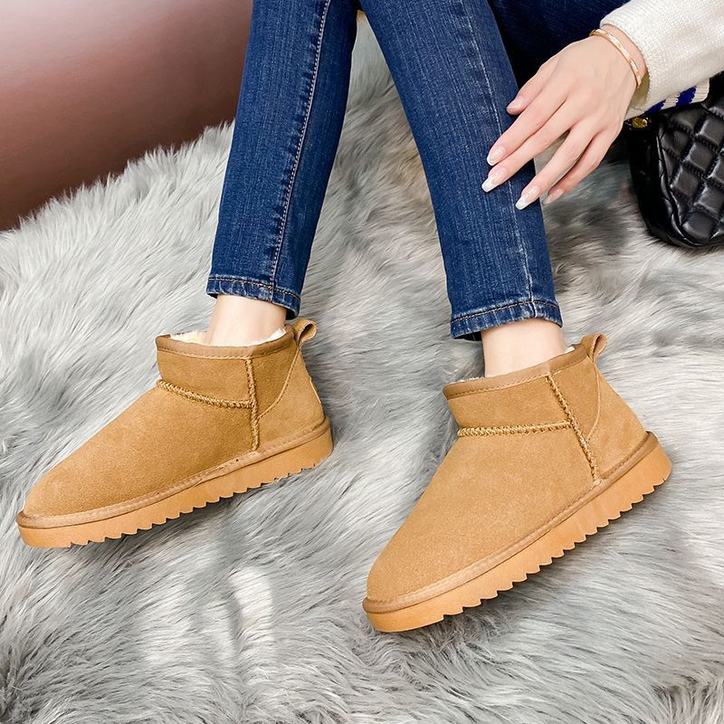 Winter short boots non-slip snow boots women's flat cotton boots fleece-lined padded warm low cotton shoes a generation of hair